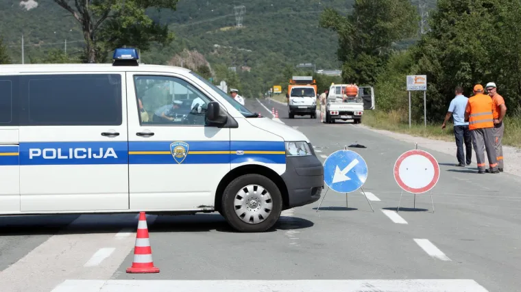 U bolnici umro pješak koji je jutros stradao kod Omiša