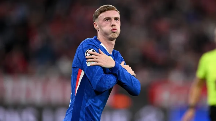 Neprocjenjiv trenutak kada sudac kaže Palmeru da mu šmrklji vise, a ovaj ih u neugodnjaku obriše o dres