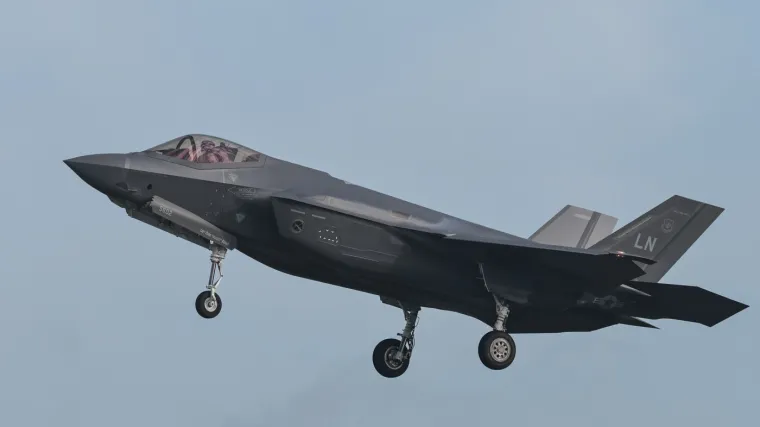 Švicarci naručili borbene avione od SAD-a, potpisali ugovor, a onda - šok