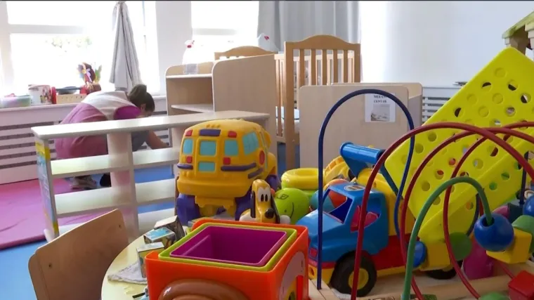 Fuchs ima rješenje za višak učitelja: Kaže da mogu ići raditi u vrtiće