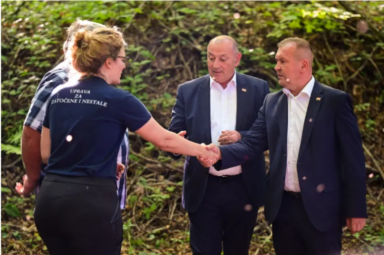 Prostrijelne rane, tupi udarci, vezanje žicom: Pronađeni posmrtni ostaci 36 hrvatskih žrtava