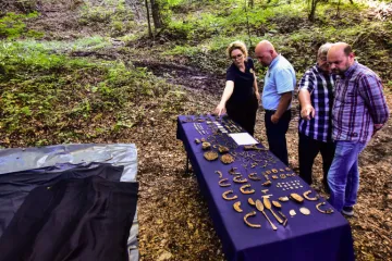 Prostrijelne rane, tupi udarci, vezanje žicom: Pronađeni posmrtni ostaci 36 hrvatskih žrtava