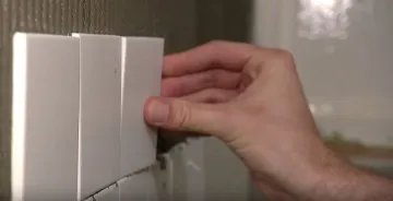 Keramičar zaradi 5000 eura za jednu kupaonicu: Koliko je u 5 godina poskupilo postavljanje pločica?