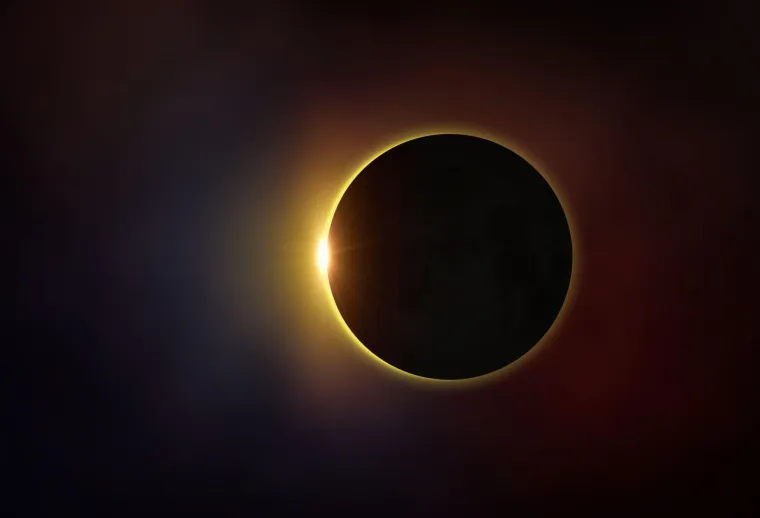 Djelomična pomrčina Sunca žestoko će utjecati na ljubavne odnose: Posebno su dva znaka na piku