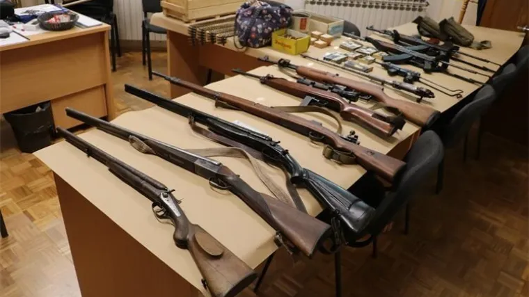 Arsenal pušaka, 2102 komada streljiva, duhan... Pogledajte ovaj ulov požeške policije