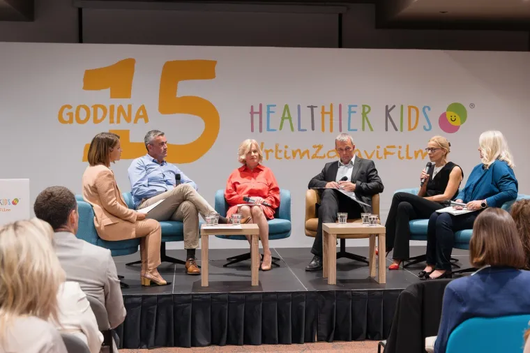 Stručnjaci zaključili: Zdravlje djece i mladih odgovornost je cijelog dru&scaron;tva