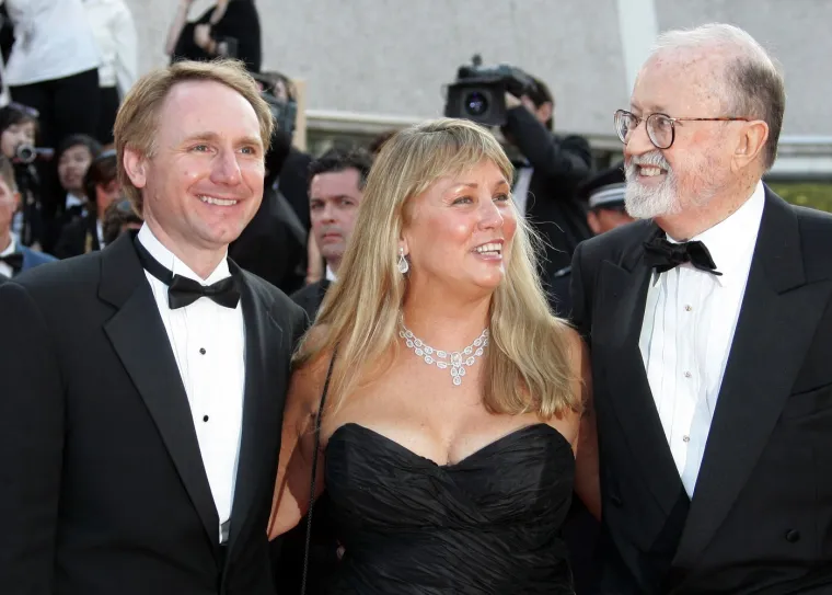 Autor Da Vincijevog koda ženi se s jednom od svojih četiriju navodnih ljubavnica