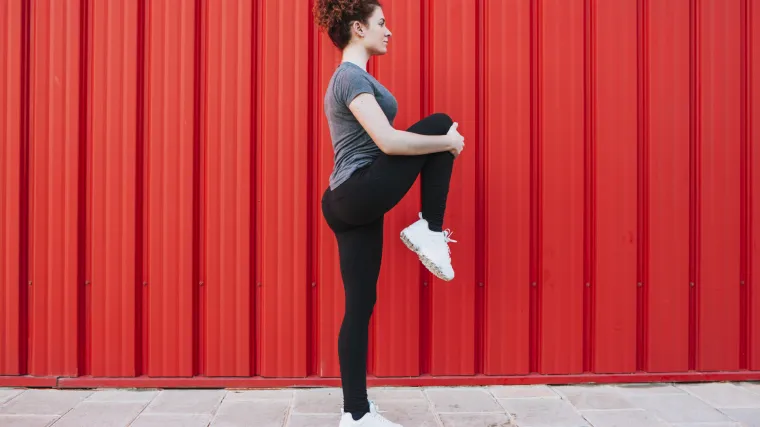 Test koji otkriva puno o zdravlju: Provjerite koliko dugo možete stajati na jednoj nozi