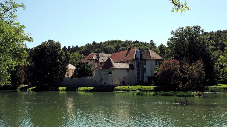 Tražite destinaciju za nezaboravni vikend? Otkrijte Novo mesto, biser Slovenije nedaleko Zagreba