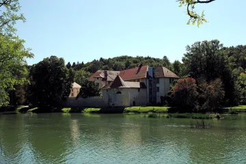 Tražite destinaciju za nezaboravni vikend? Otkrijte Novo mesto, biser Slovenije nedaleko Zagreba