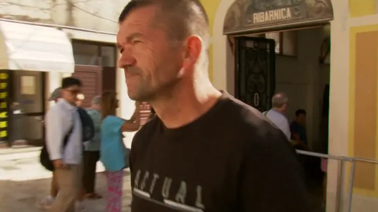 Zdravko Jeličić danima besplatno po Splitu dijeli domaću blitvu