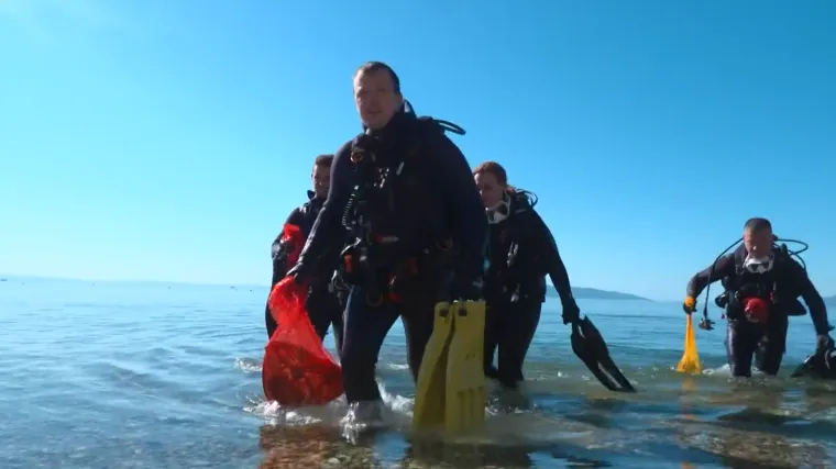 Riječki školarci i ronioci čistili obalu i more od smeća: Pogledajte jesu li uspjeli