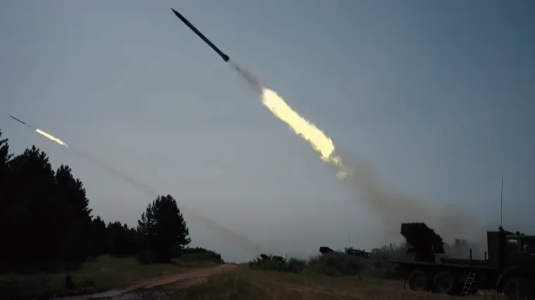 Srbi će predstaviti novi moćni lanser raketa? Analitičar: 'Njime može dosegnuti Zagreb'