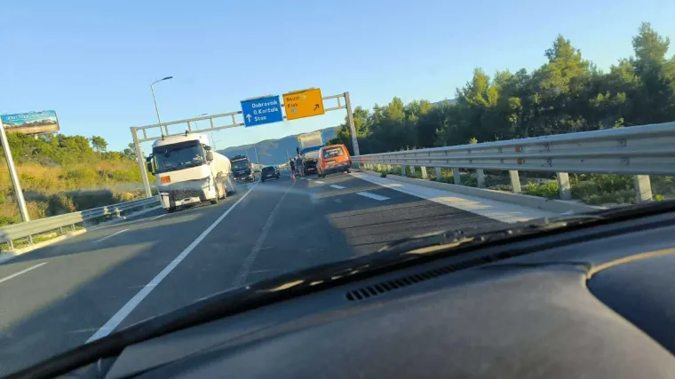 Detalji smrti češkog motoriste na magistrali kod Pelješkog mosta: Izgubio život zbog riskantnog poteza