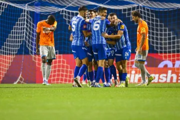 Lokomotiva kiksom Zelenike svladala Varaždin i približila se Hajduku