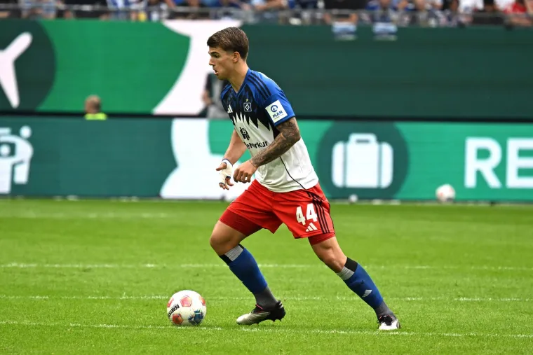 Talentirani hrvatski stoper zabio povijesni gol pa otkrio: 'Vjerojatno sam slomio dva prsta'