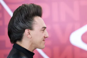 Tko je predstavnik Srbije na Interviziji? Čovjek neviđene frizure zapravo skriva mnoge talente