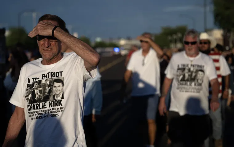 Vance se obratio na komemoraciji: 'Nakon Charlijeve smrti, vidjeli smo neke od najgorih dijelova čovječanstva'