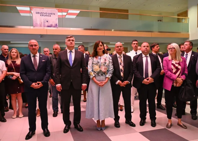 Sanja Milanović pomela New York odjevnom kombinacijom po posljednjim kriku mode