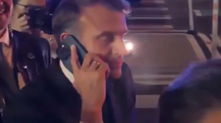 Macron zaglavio u New Yorku, pazite koga je odmah nazvao: 'Pogodi što mi se dogodilo'