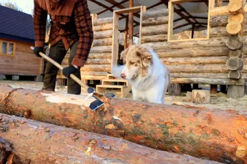 Sam samcat gradi kuću od nule, dosad je potrošio manje od 4 tisuće eura i stvorio nešto predivno