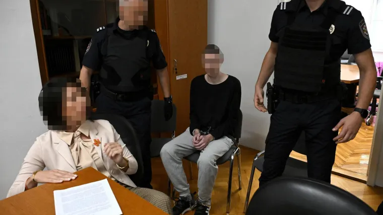 Ubojicu iz Prečkog terete za teško ubojstvo i 54 teška kaznena djela! Odvjetnik: 'Nemam taktiku'