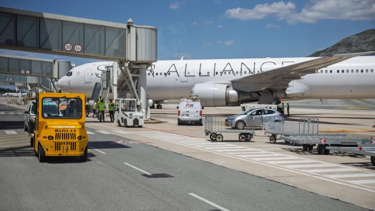 Drama u dubrovačkoj zračnoj luci: Dimilo se u zrakoplovu, proglašeno stanje pripravnosti