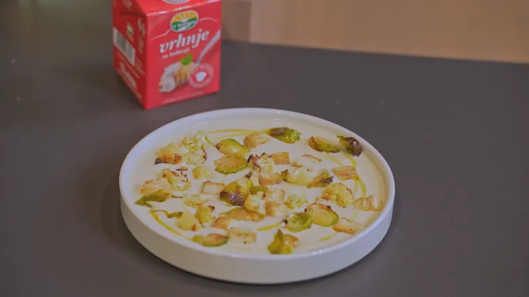 Idealno za hladne dane: Krem juha od cvjetače s hrskavim iznenađenjima