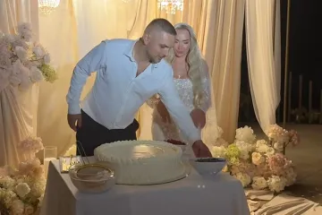 Mladenac nakon inscenirane svađe bacio tortu, gosti uz nelagodu pratili nemilu scenu o kojoj sada svi pričaju