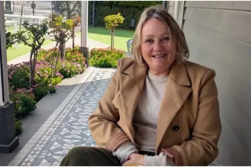 Naručila je roletu na Temuu: Kad je stigao paket, nije se mogla prestati smijati