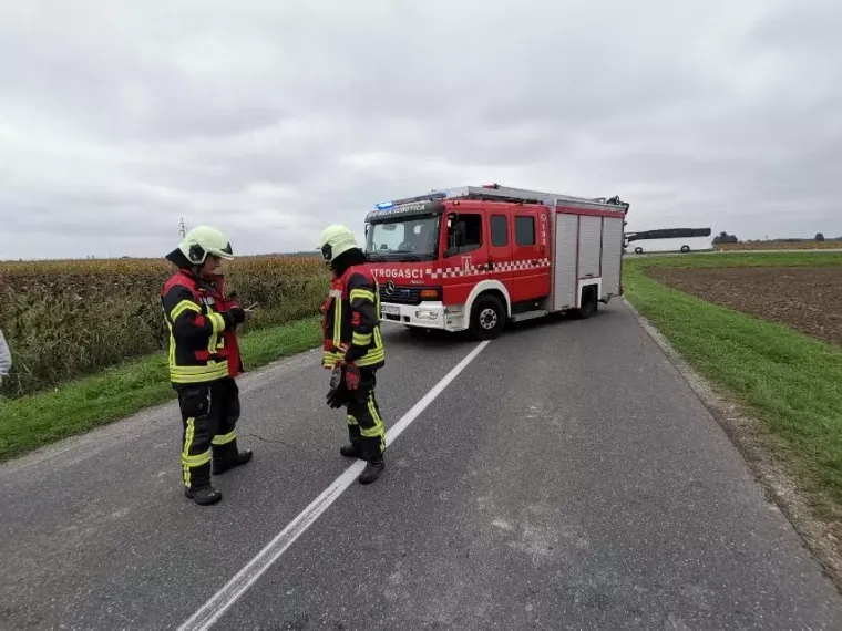 Stravičan sudar u Međimurju: Auto je smrskan! Od siline udara zarotirao se i udario u autobus