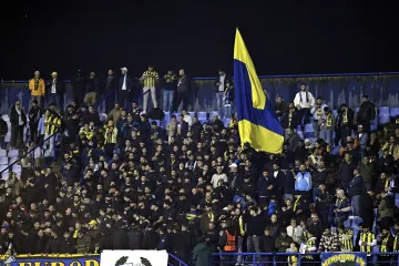 Na Maksimiru se među navijačima Fenera pojavio čovjek s najomraženijom majicom za svakog Boysa