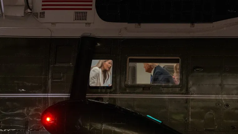 Uhvaćen trenutak svađe Donalda i Melanije u helikopteru? On prijetio, ona odmahivala