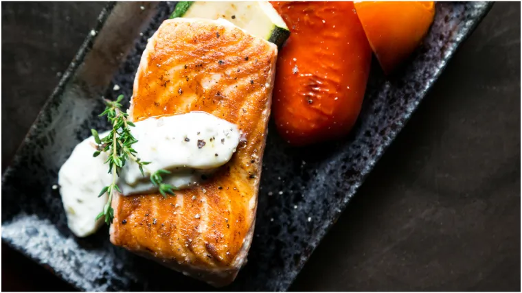 Chef otkriva trik od 7 minuta za najsočniji losos ikad