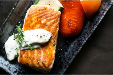 Chef otkriva trik od 7 minuta za najsočniji losos ikad