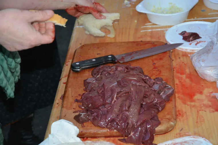 Tradicionalni recepti iz Koroške: Ričet s dimljenim mesom i mežerli na Vlastin način