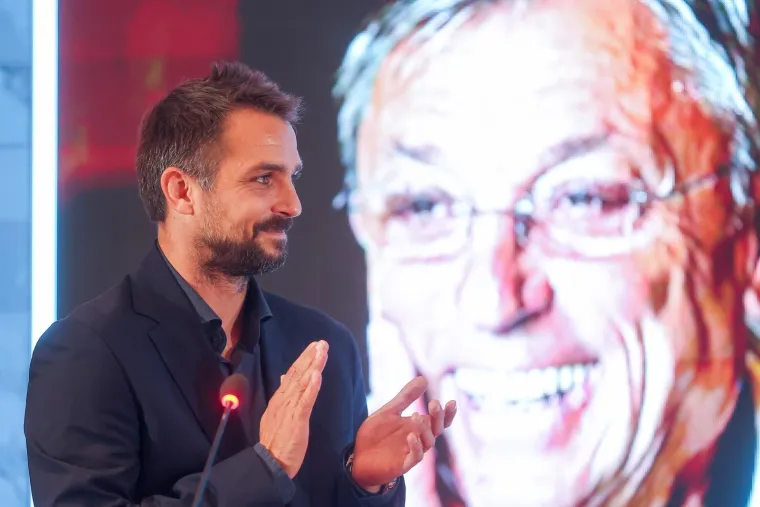 Jedinstveno priznanje za Modrića: Proglašen najboljim nogometašem u 21. stoljeću