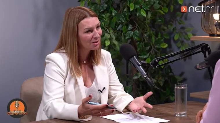 Spakirali su život u kutije, izgubili dom zbog duga, a onda se dogodilo: 'Plakala sam s njima...'