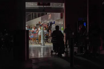 Preko dva milijuna ljudi preko četiri sata bilo bez struje: Najveći kaos bio je u prometu