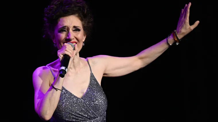 Kakva ljepotica! Doris Dragović prisjetila se naslovnice koja je zaludjela Jugoslaviju