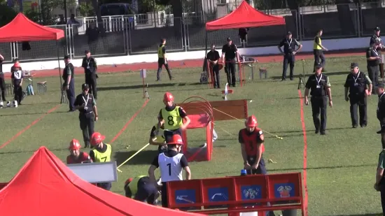 Tko bolje gasi, tko brže trči? Mladi vatrogasaci u Makarskoj pokazali svoje umijeće