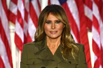 Melania Trump predstavila božične ukrase s ugraviranim potpisom: 'Zbog ljubavi prema domovini'