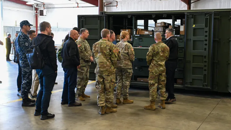 Milanović posjetio kamp s Bradleyjima i pohvalio hrvatske vojnike: 'Jedini u Europi imaju ovo'