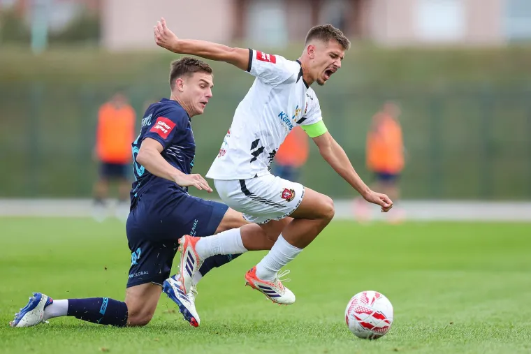 Osijek stigao do druge pobjede u 'ludoj' utakmici s dva crvena kartona