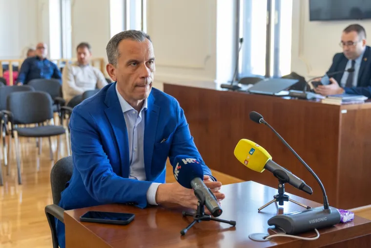 Dan odluke?! Ruše li Dinamo i ostali klubovi vlast čovjeka koji ju želi silom zadržati?