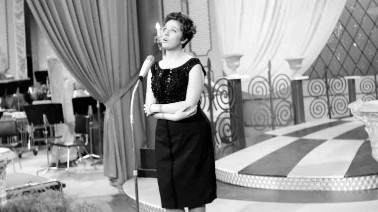 Optuživana za suradnju s CIA-om i boravak u ruskom zatvoru, a opljačkana je na dan sprovoda