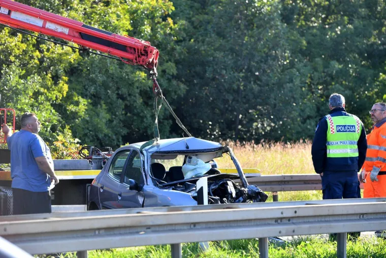 Žena poginula na A7, prizori su uznemirujući: Auto je neprepoznatljiv, prednjeg dijela - nema