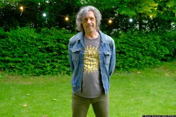 Jurica Pađen naplatio 40 tisuća eura zbog naljepnica na zagrebačkim kontejnerima