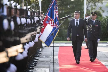 Milanović: 'Nećemo probleme rješavati umjetnom inteligencijom ni po diktatu iz Bruxellesa'
