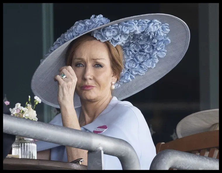 J.K. Rowling odbrusila Emmi Watson zbog komentara o trans osobama: 'Nema pojma'